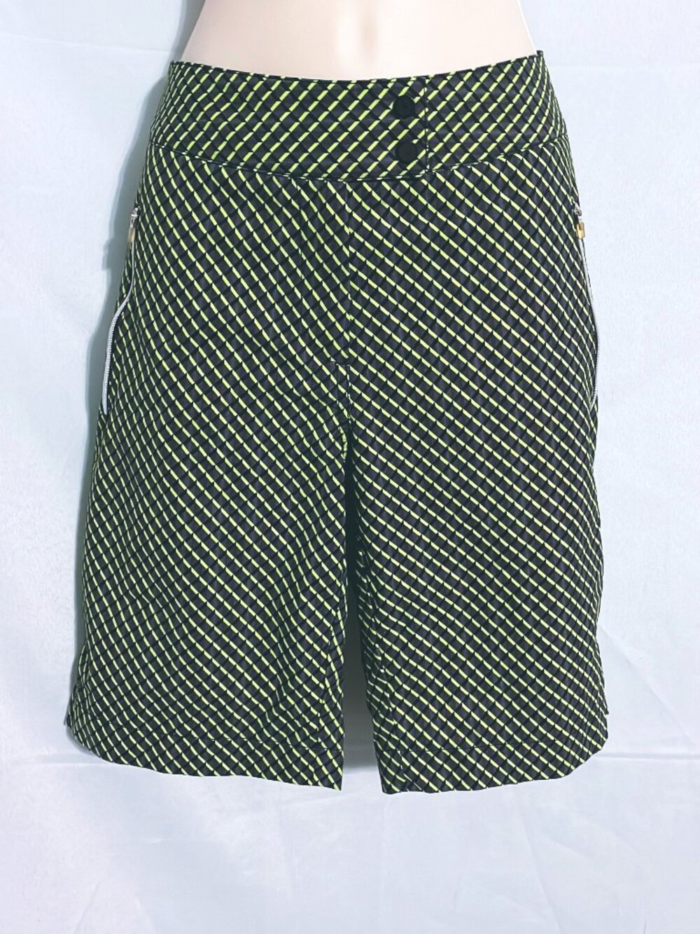 Annika Cute Multicolor Shorts Size 8